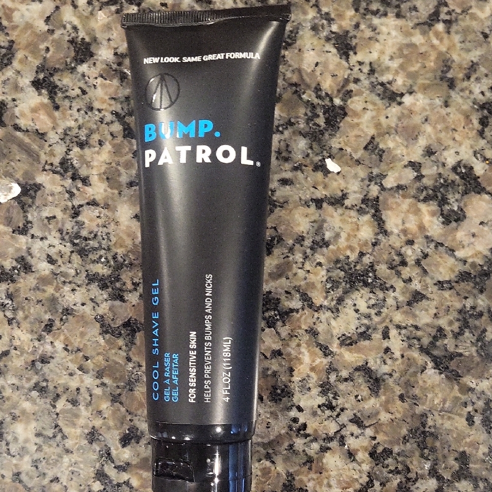 bUMP pATROL 4 FL OZ  Cool Shave Gel  NEW